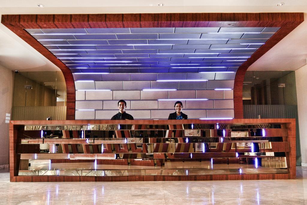Grand Delta Ξενοδοχείο Μεντάν Εξωτερικό φωτογραφία